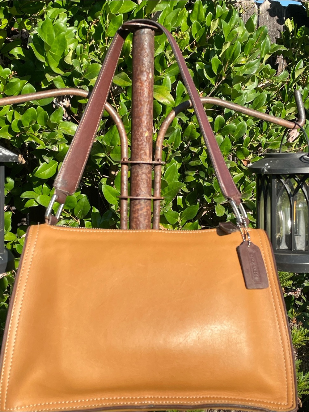 Vintage Coach 9144 Legacy Studio Flap Camel Brown Leather Shoulder Bag Y2K